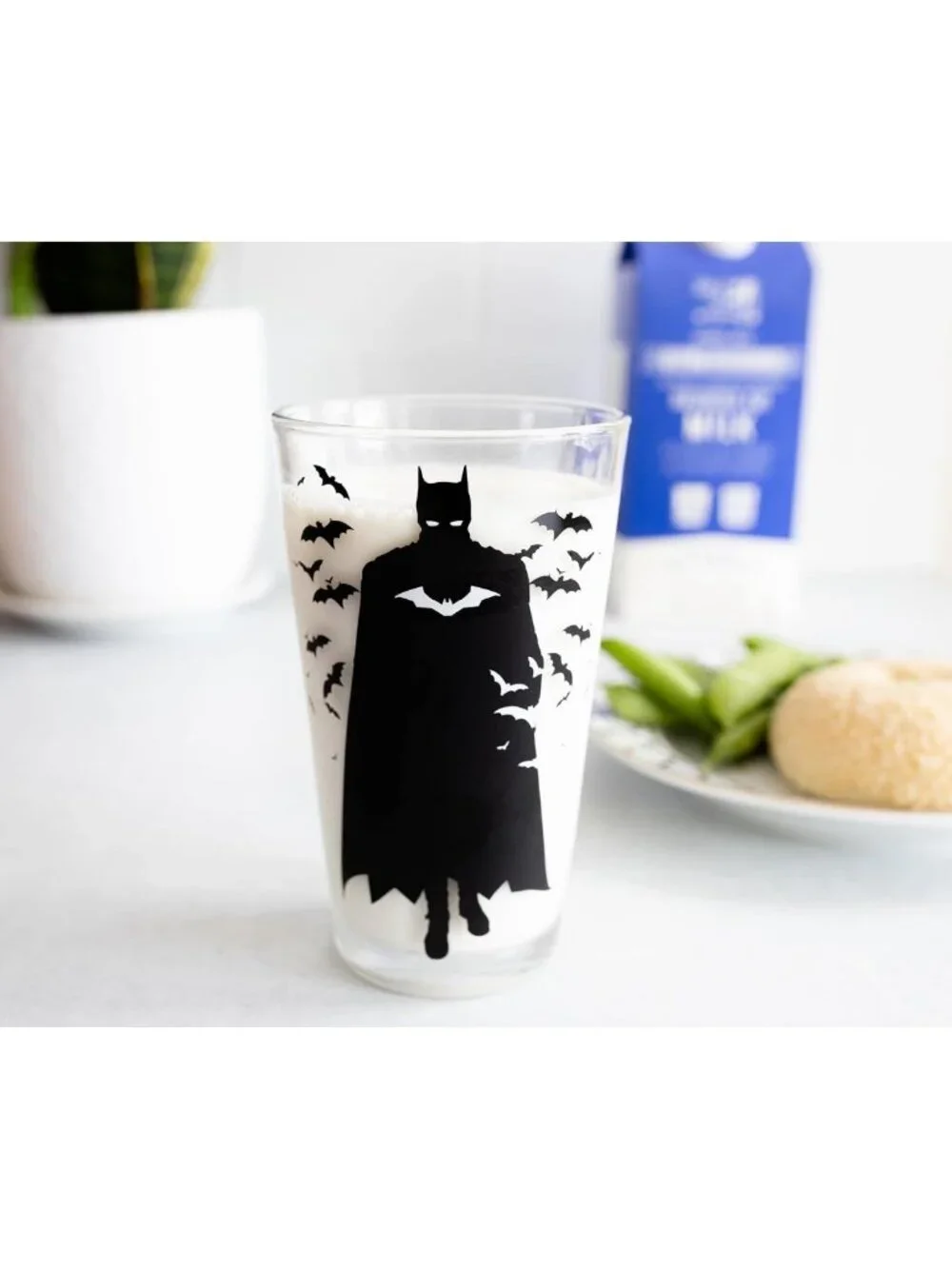 Batman Logo Pint Glass | 16oz Beer Mug for Home Bar, Pub Drinks & Gifts